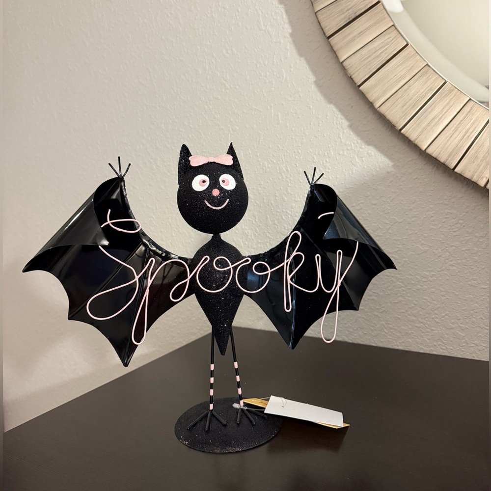 PINK SPOOKY BAT Metal HALLOWEEN Decoration